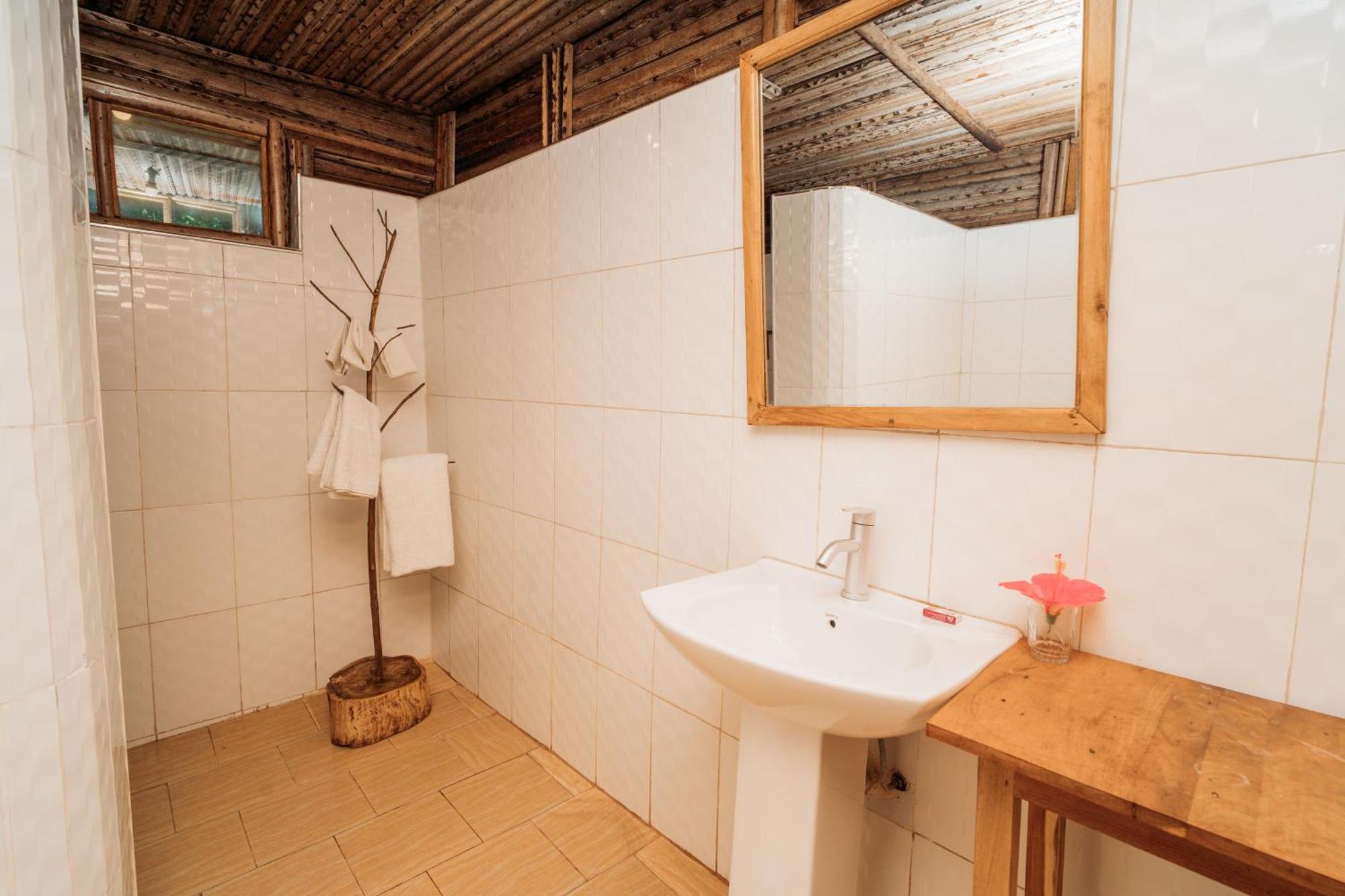 Maisara Mafia Beach Lodge Kilindoni Eksteriør billede