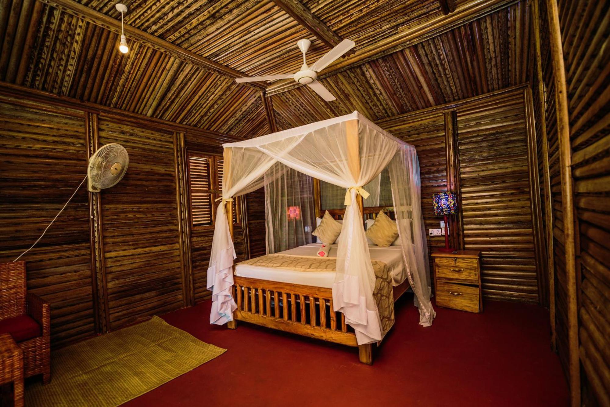 Maisara Mafia Beach Lodge Kilindoni Eksteriør billede